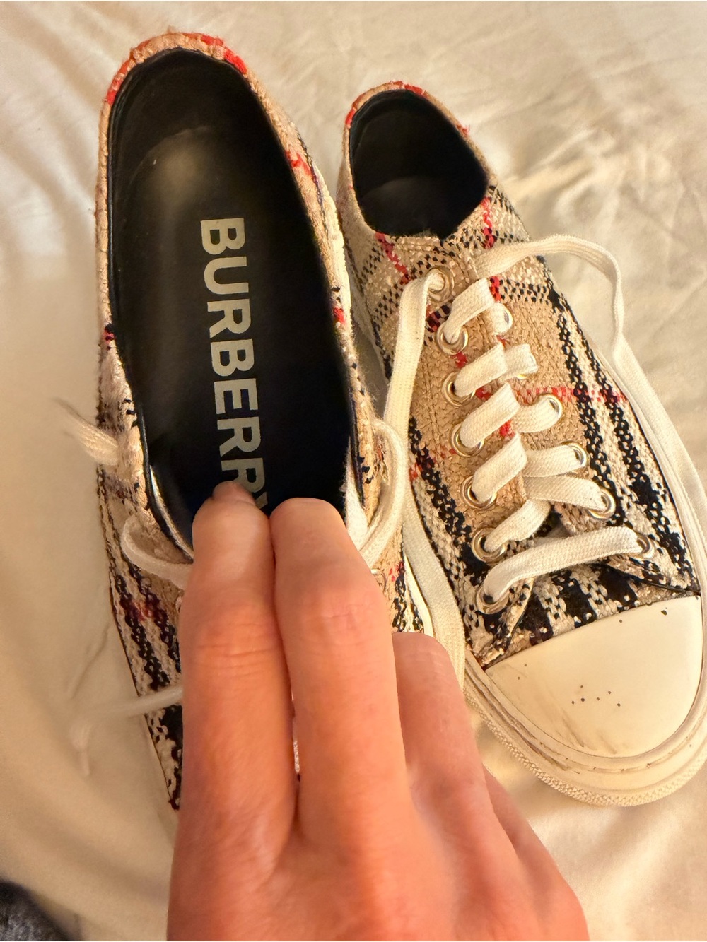 Burberry Plaid Lace-Up Sneakers | EU 39 | Beige Multi Check - Picture 2 of 6